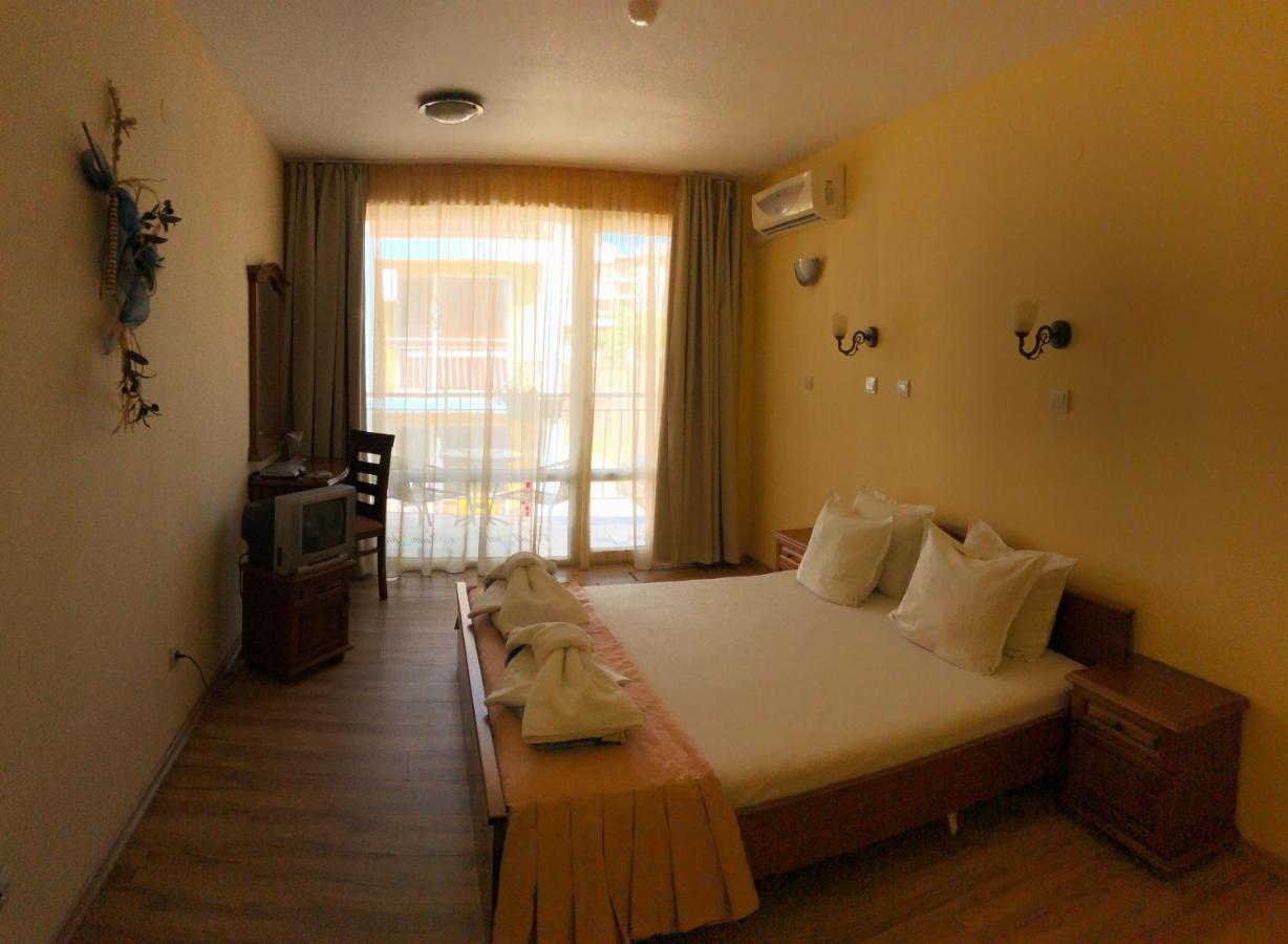 Family Hotel Littoral Созополь Экстерьер фото