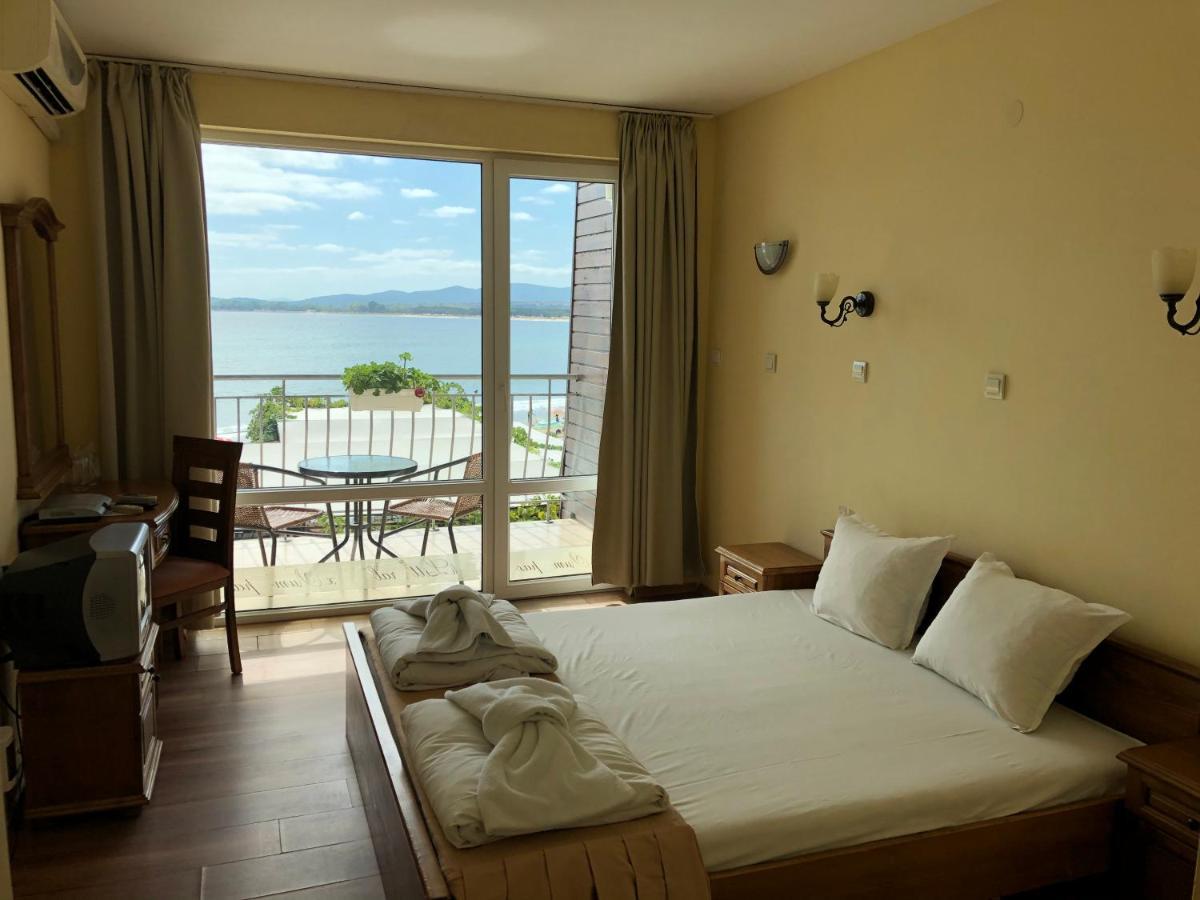 Family Hotel Littoral Созополь Экстерьер фото